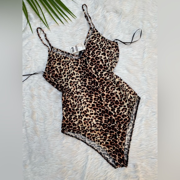 🌻leopard print bodysuit. 🌻bust-34,36 🌻length-33 - Picture 4 of 7